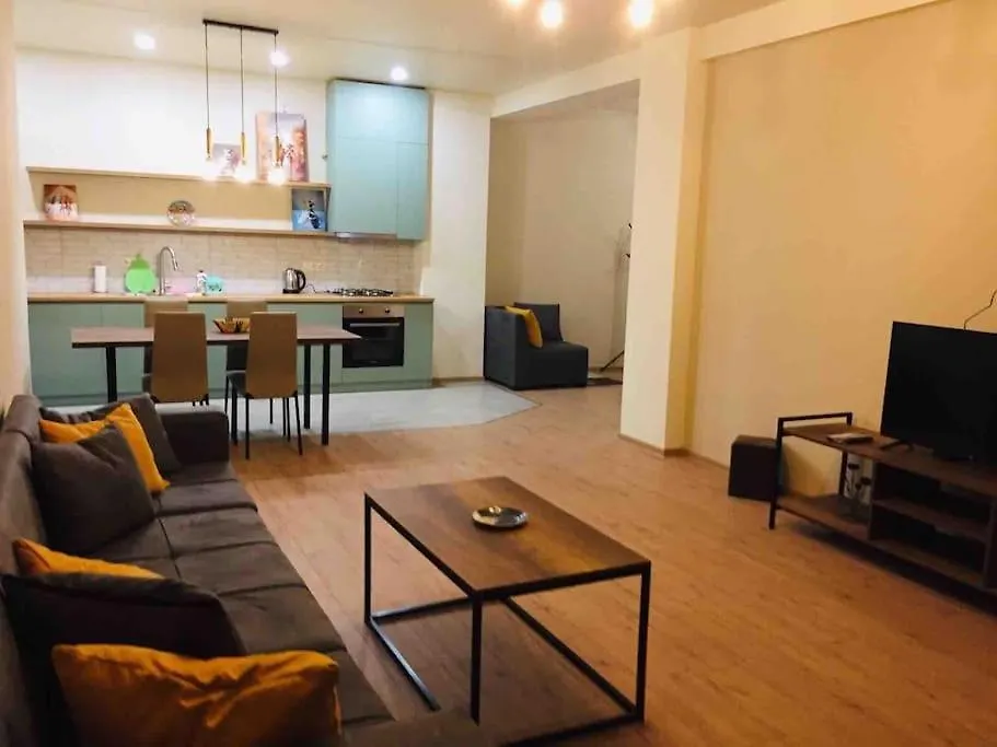Daire Home-Dighomi Tiflis